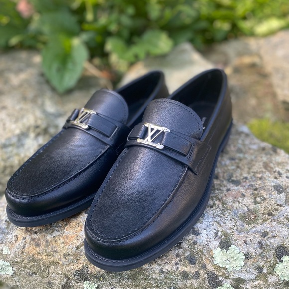 Mens Louis Vuitton loafer - Picture 3 of 10